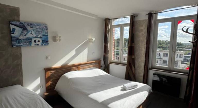 Hotel de France Tey Resort in Béthune