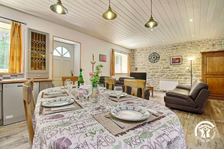 Lovely gite with garden, barbeque & terrace | Pets allowed — photo 5