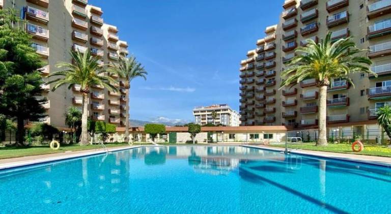 Holiday apartment with pool — photo 4