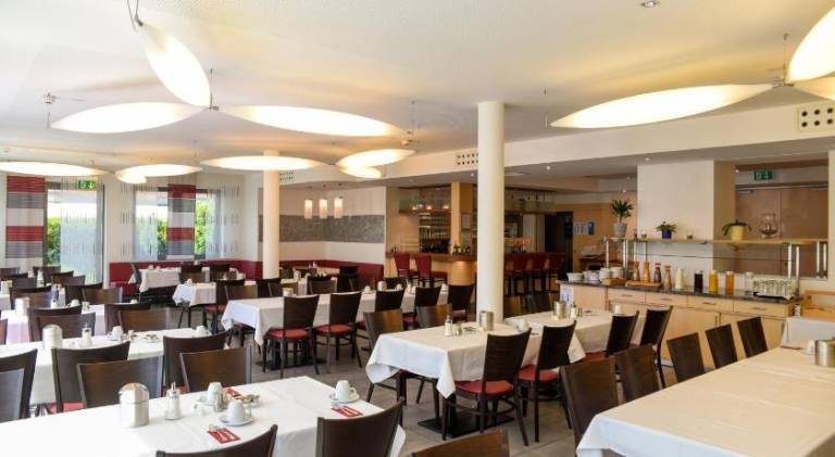 Hotel Nurnberger Hof — photo 5