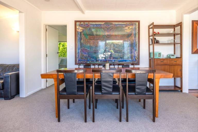 Vacation home with yard — photo 3