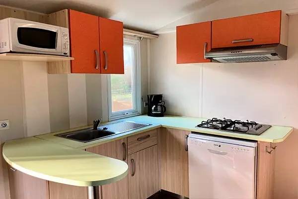 Campsite Les Vignes - Mobile home Classic 2 bdr. 4 pers. Small Decking — photo 5