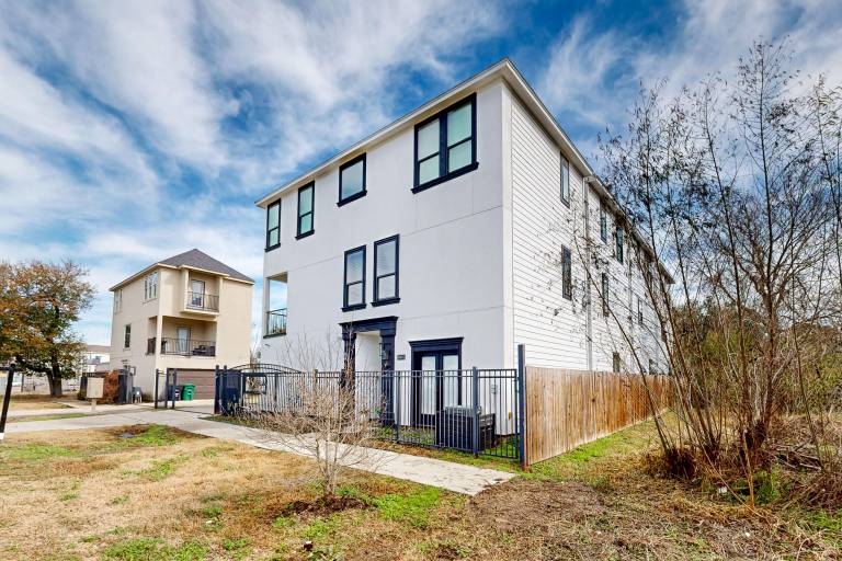 House  OST/ South Union