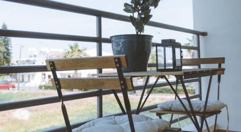 Apartment  Meneou