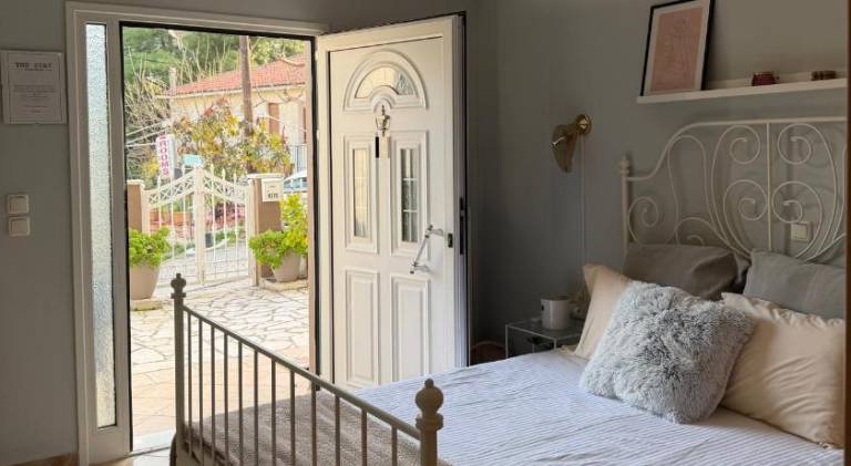 Holiday apartment with garden | Pet-friendly in Igoumenitsa