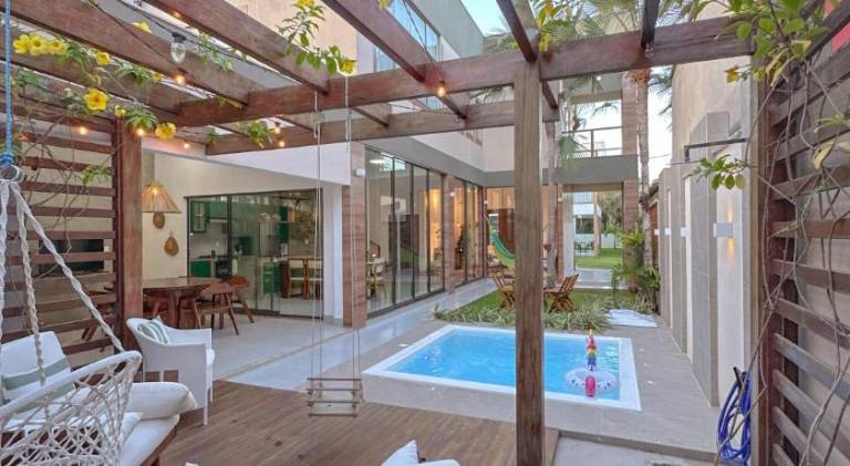 Big house with pool | Pets are welcome in Barreirinhas