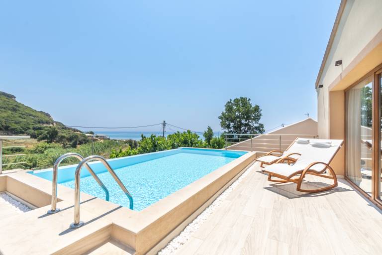 Finca with barbeque, terrace & garden | Beach view in Corfu