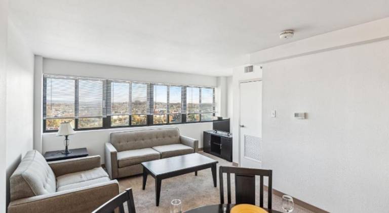 Apartment with pool | Good for workation in Harrisburg, PA