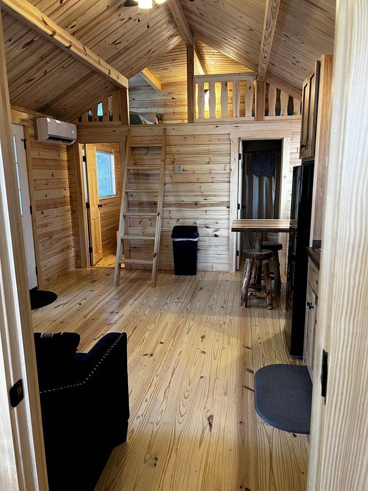 House  Sebago