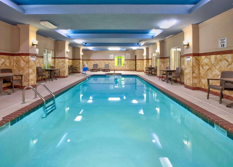 La Quinta Inn & Suites by Wyndham Little Rock - Bryant — photo 5