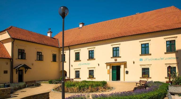 Holiday apartment with 2 rooms for 10 persons in Zlin