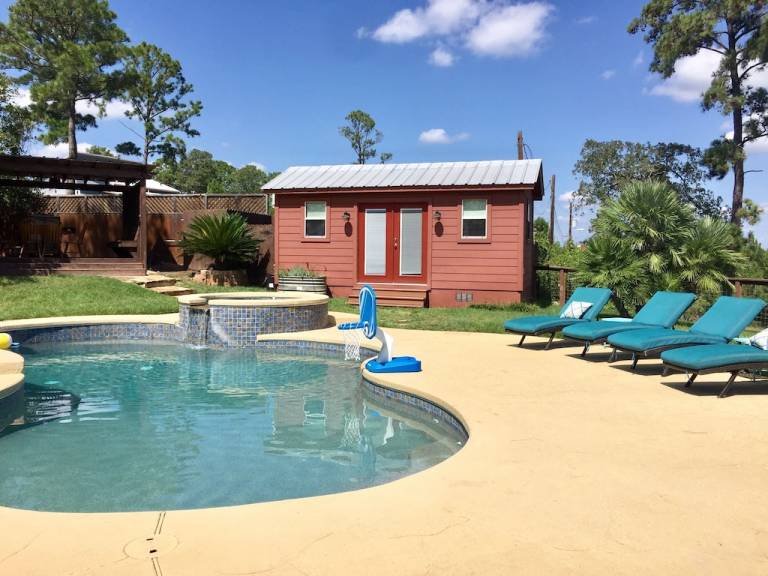House  Bastrop