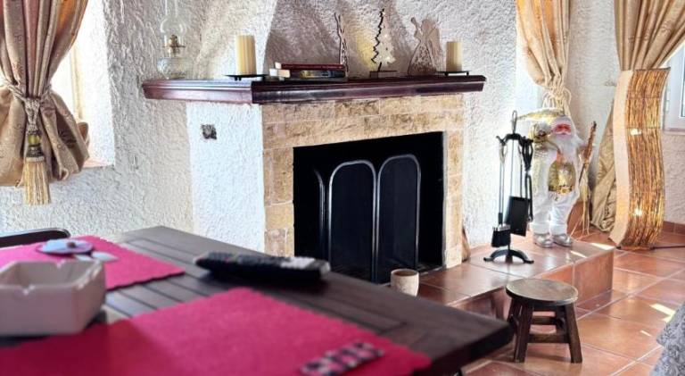 Δωματια Εξοχη-With fireplace and view to the sea — photo 3