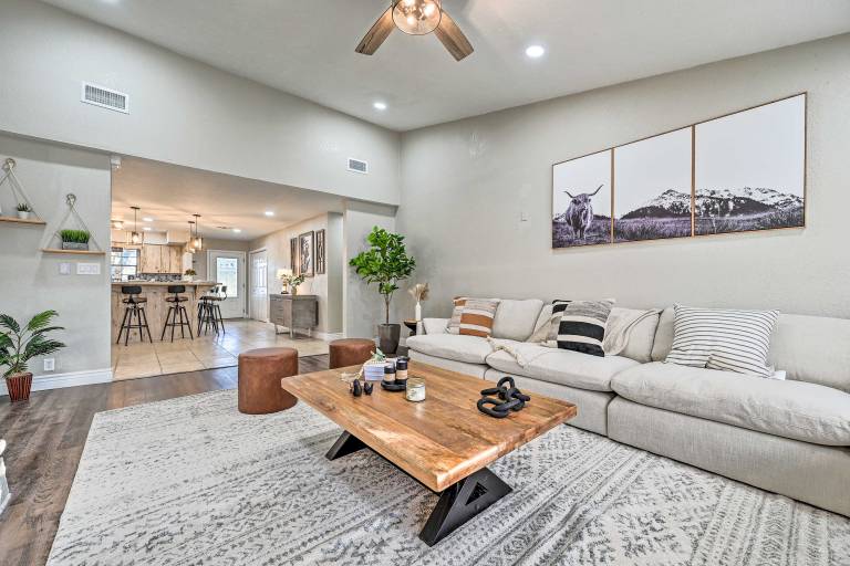 Plant City Home & Guest House w/ Outdoor Pool! — photo 4