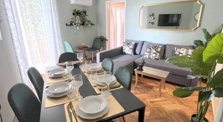 Pleasant apartment with patio | Close to the beach | Perfect for remote work | Pets allowed — photo 3