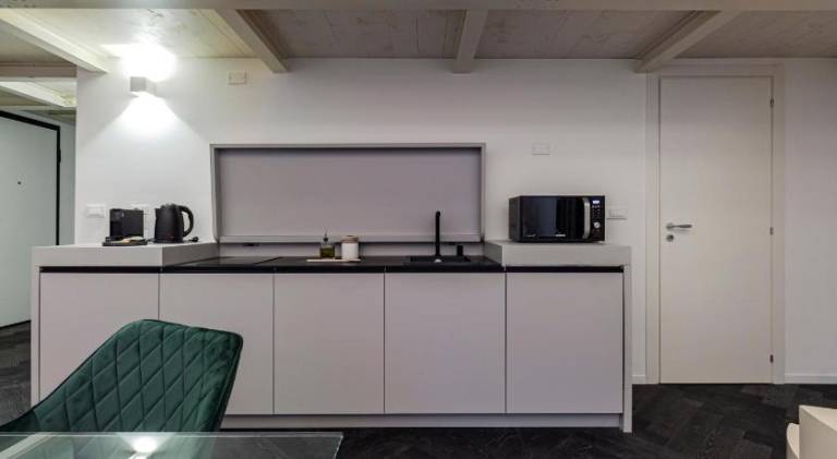 Apartment | Close to Two Towers | Pets are welcome — photo 3