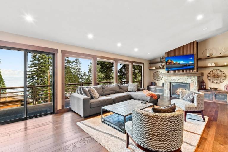 Cabin Carnelian Bay