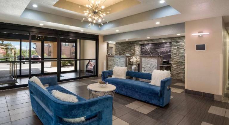 SureStay Plus by Best Western Coralville Iowa City — photo 2