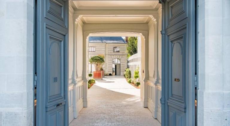 Les Tresorieres in Tours