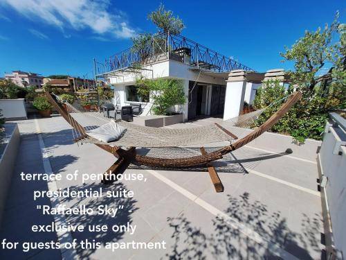 Holiday apartment with garden & patio | Near St. Peter's Basilica in Vittoria