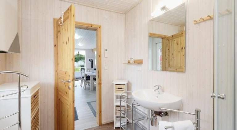 House with 2 rooms for 4 persons — photo 2