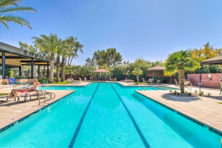 Scottsdale Condo w Pool Patio 5 Mi to Old Town