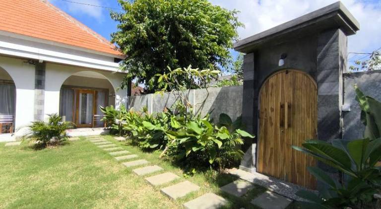 KENZIE GUEST HOUSE Uluwatu — photo 5