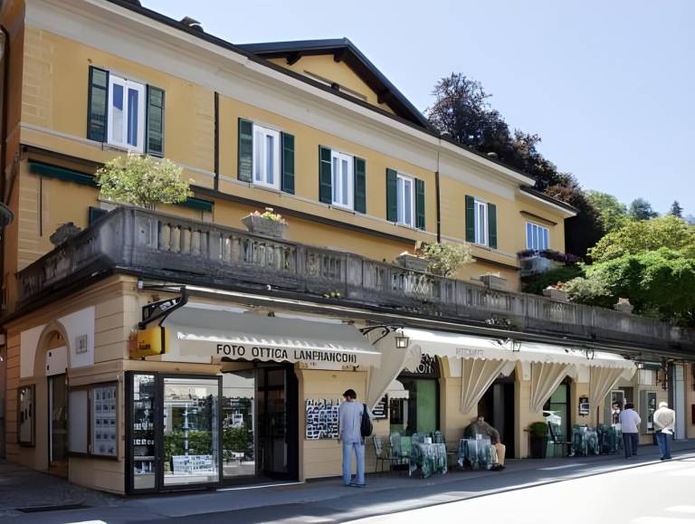 Holiday apartment with 2 rooms for 9 persons in Bellagio