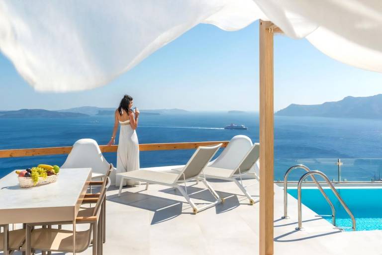 Villa  Therasia