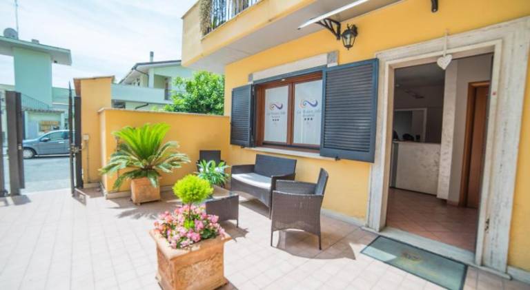 Serviced apartment with yard & terrace | Pet-friendly — photo 4