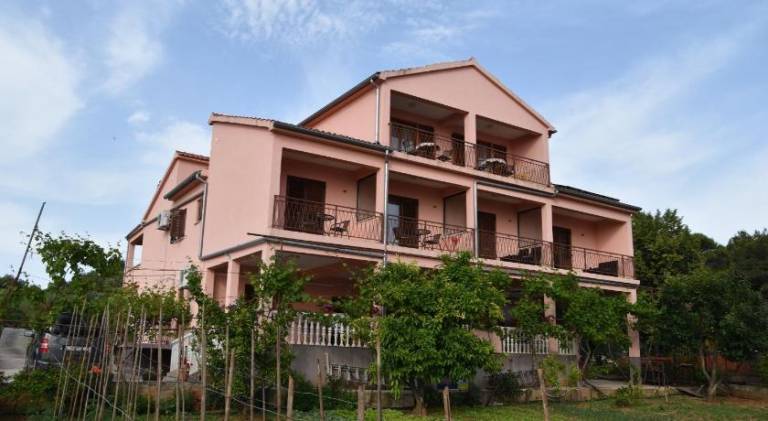 Apartmani Bosana in Biograd na Moru