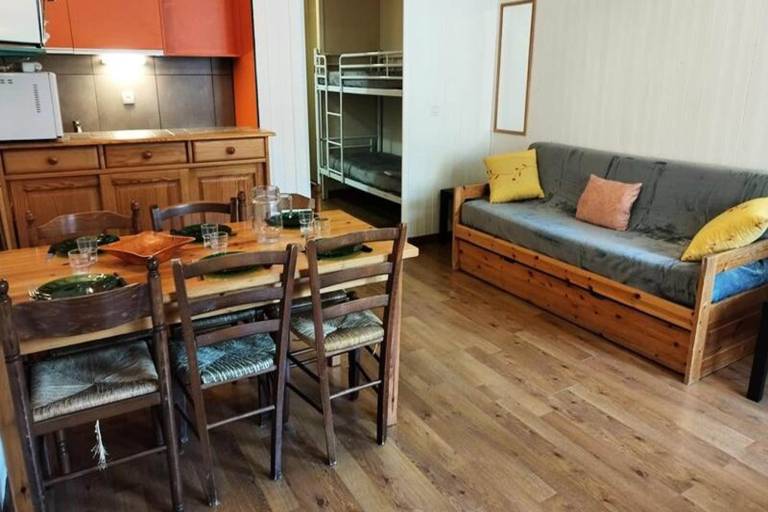Apartment with sauna — photo 4