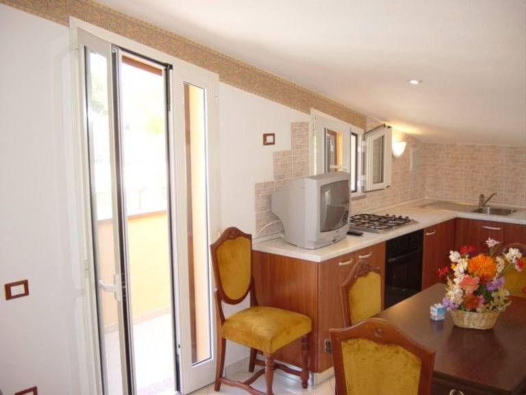 Rental apartment with patio | Close to the beach | Pets allowed — photo 4