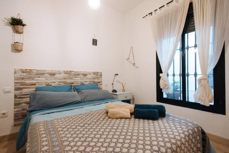 ESPECIAL LOCATION- COZY- ALTERNATIVE ENVIRONMENT in Seville