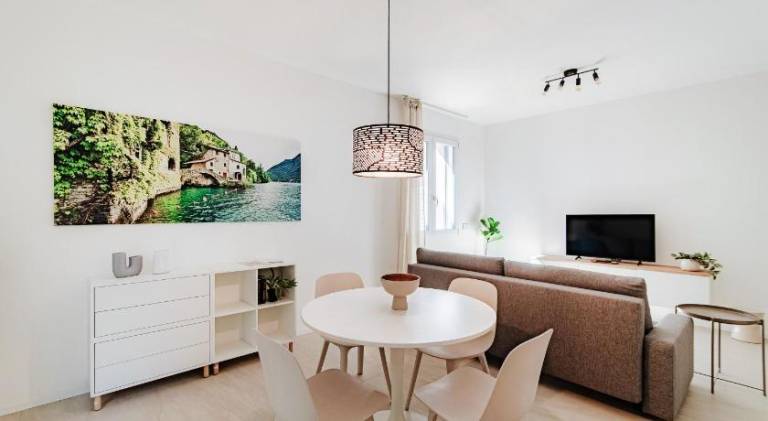 Lario Suite Apartments by Quokka 360 - With parking Next to Como City in Brunate