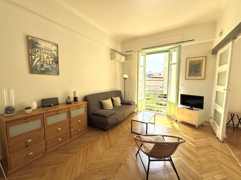 Fully equipped charming holiday apartment | Next to Russian Orthodox Cathedral | Next to the beach | Pets allowed — photo 3