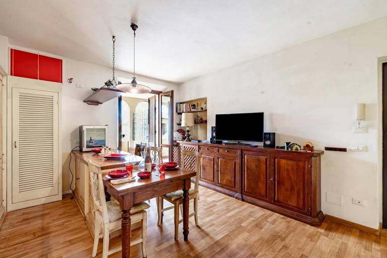 Family-friendly rental apartment with yard, pool & patio | Pet-friendly — photo 2