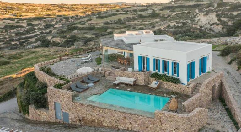 House with terrace, barbeque & private pool — photo 4