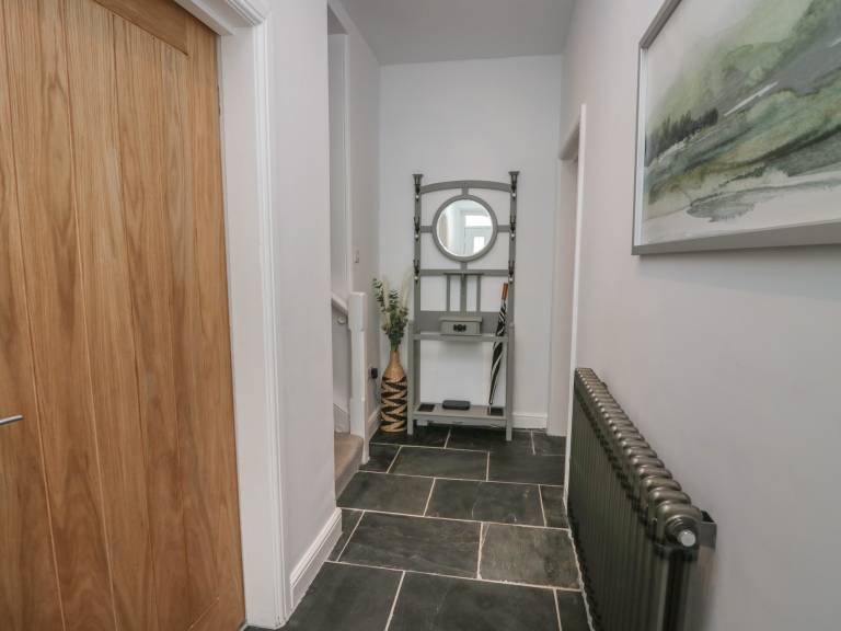 Family-friendly cottage with yard | Pet-friendly — photo 5