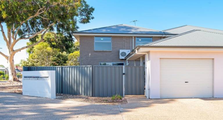 House  Mawson Lakes