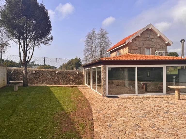 Villa Moreira