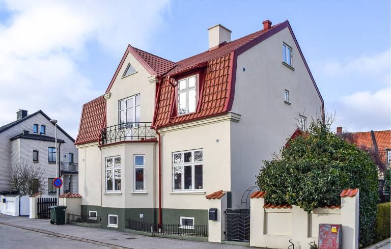 Dom  Ystad