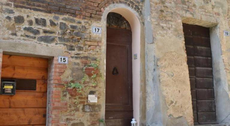 Rental apartment with 2 rooms for 4 persons — photo 3