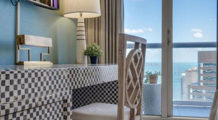 Rental apartment with jacuzzi & pool | Next to Bayfront Park — photo 5