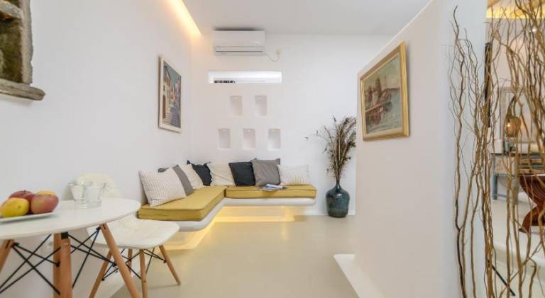 Serviced apartment with terrace, yard & BBQ — photo 3