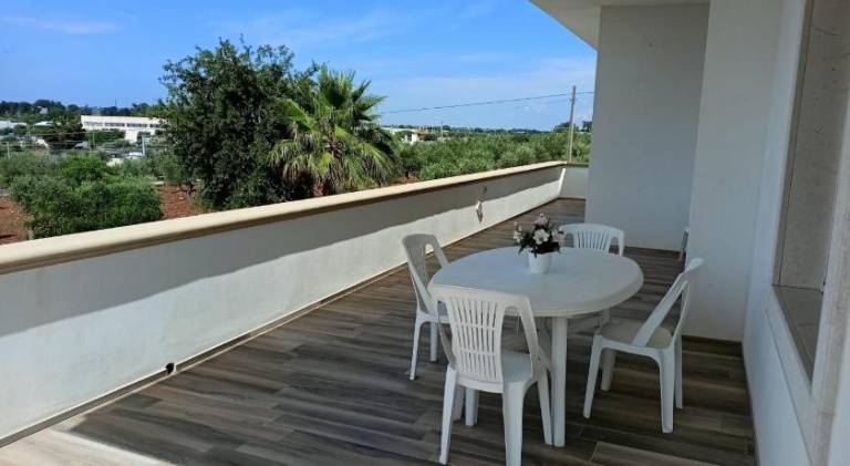 Villa with 2 rooms for 8 persons — photo 4