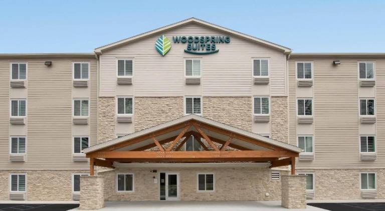 WoodSpring Suites Wilmington Riverfront