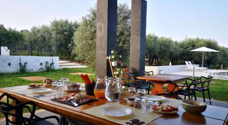 Family-friendly wonderful farm with terrace, yard & pool | Pets allowed — photo 3