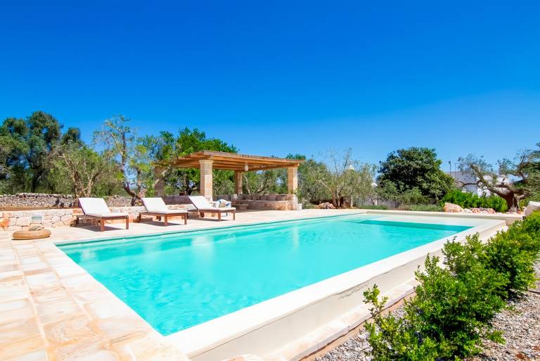 Villa with yard, private pool & BBQ — photo 2