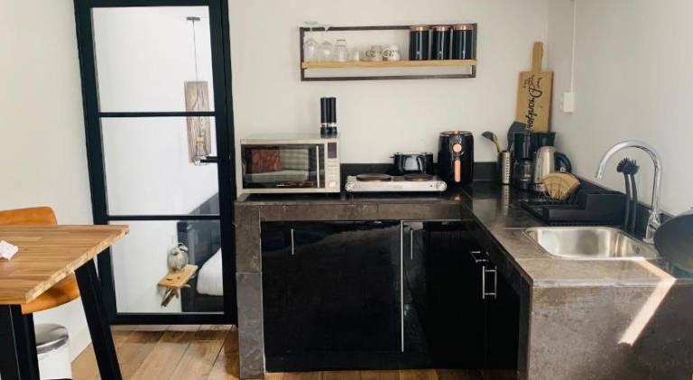 Nice rental apartment with private pool, patio & yard | Pets are welcome — photo 4